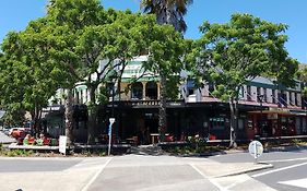 Whakatane Hotel